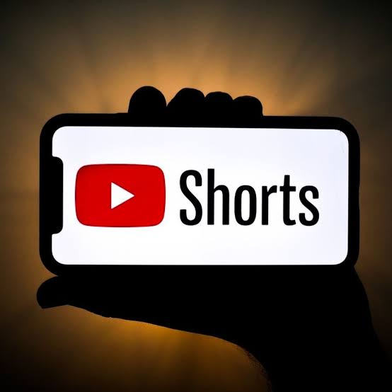 From TikTok to Reels: How Short Videos Are Changing the Way We Think